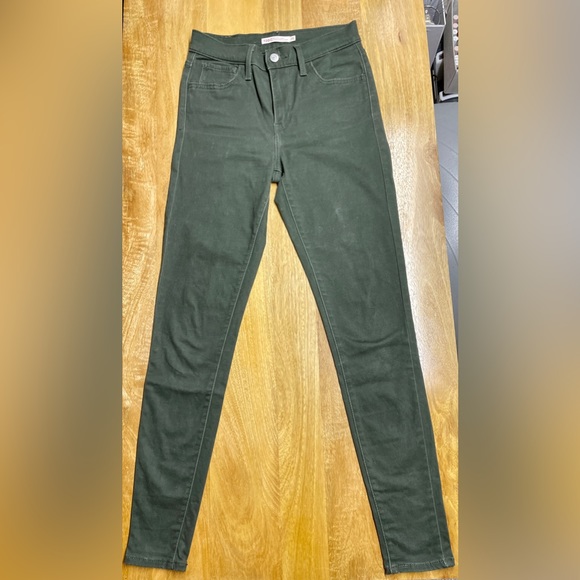 Levi’s 720 high rise super skinny pants - Picture 2 of 4